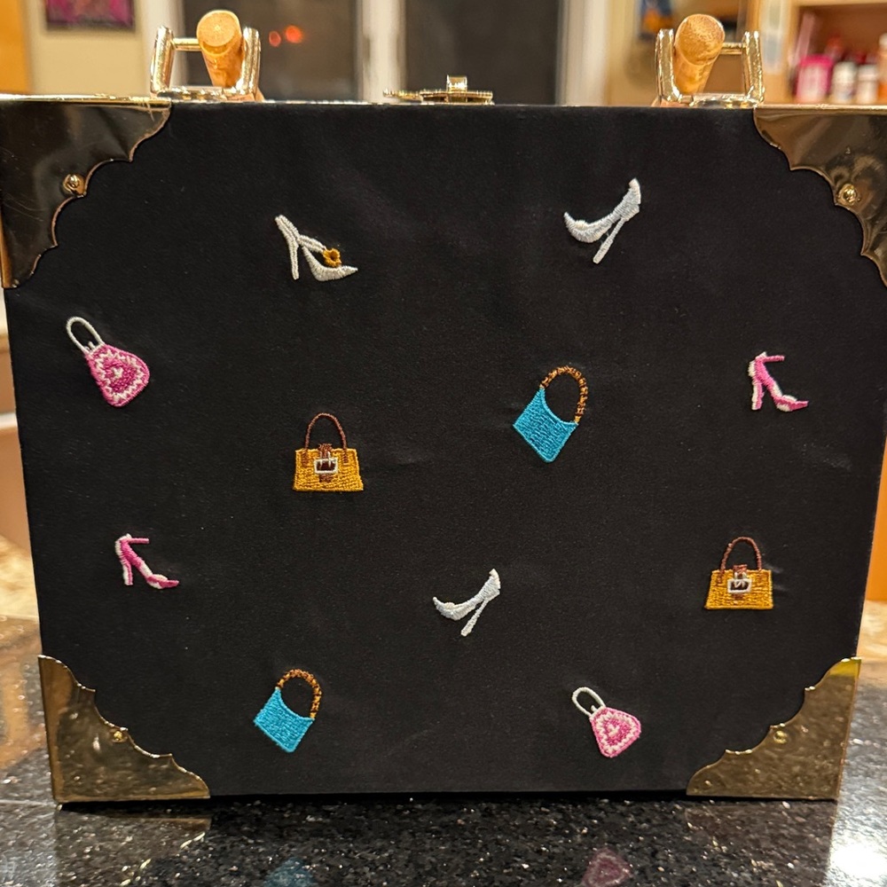 PRICE DROP:55❤️Black and Gold Embroidered Cigar Bag